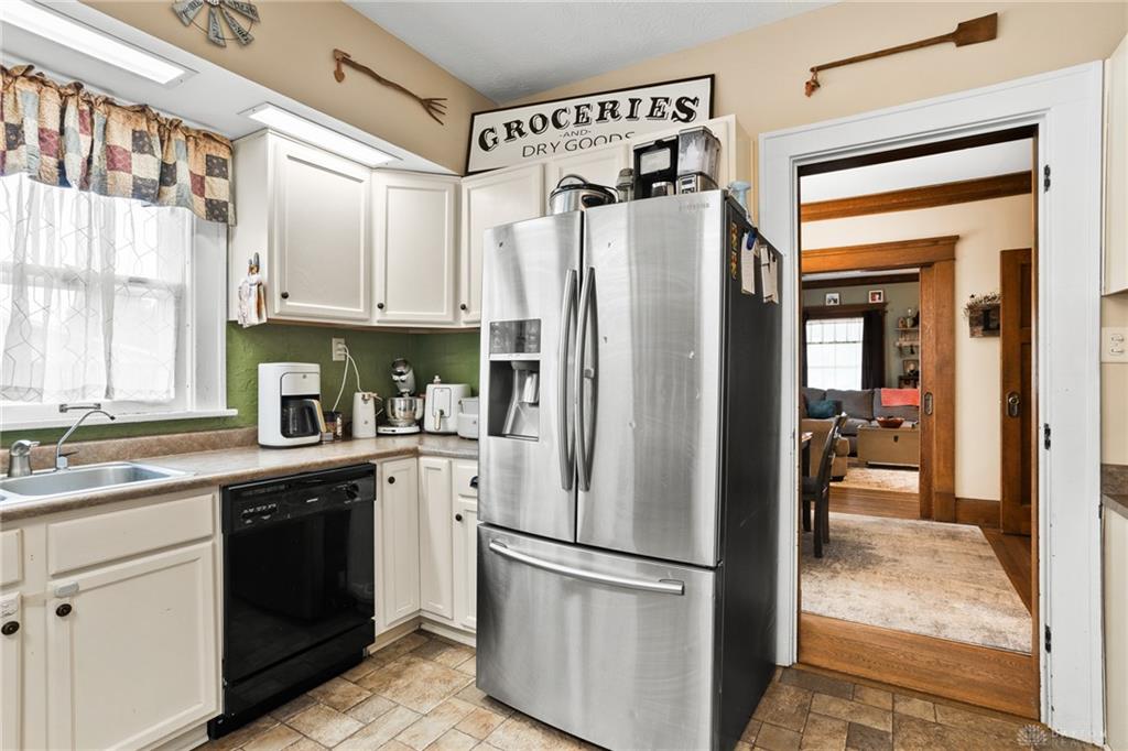 100 Hill Property Photo 24