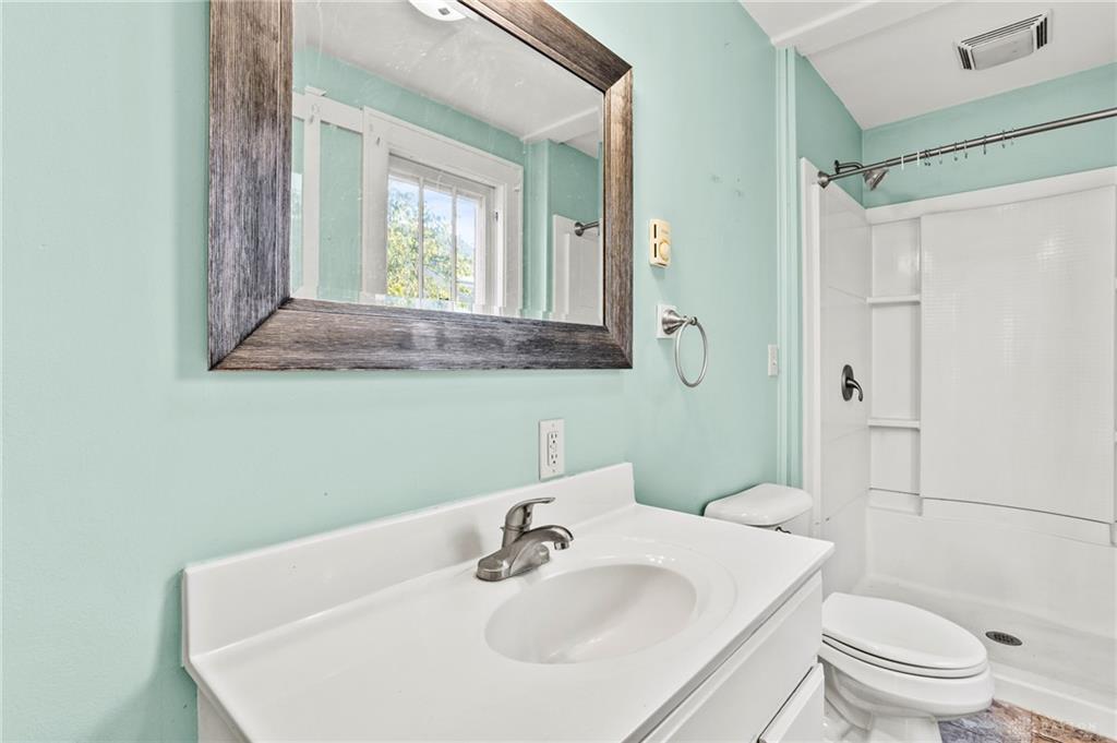 100 Hill Property Photo 24