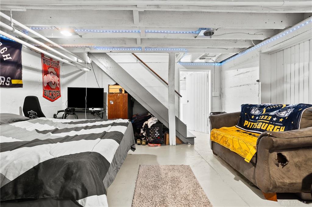100 Hill Property Photo 29