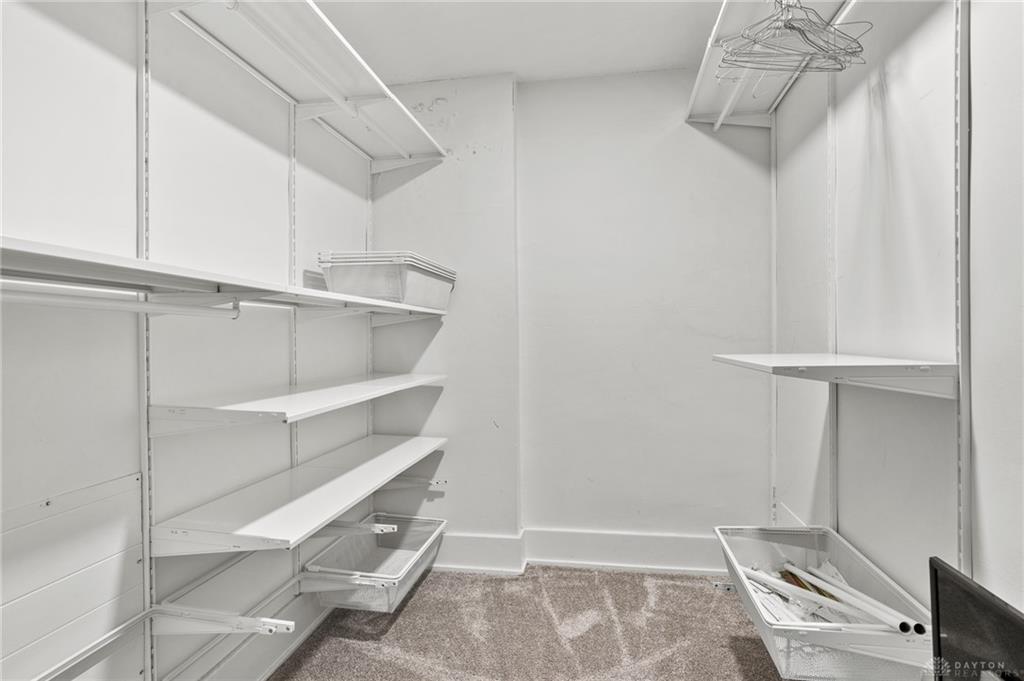 100 Hill Property Photo 40