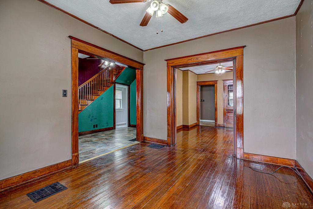 211 Deem Property Photo 8