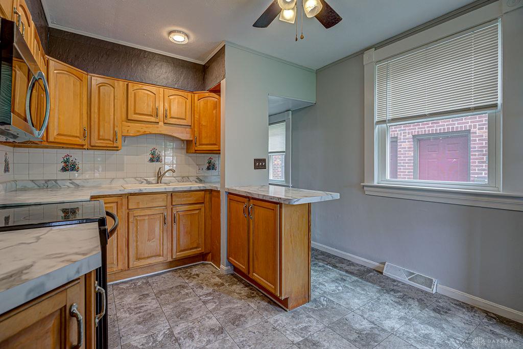 211 Deem Property Photo 15
