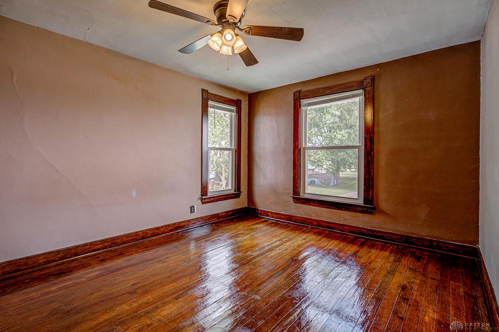 211 Deem Property Photo 23