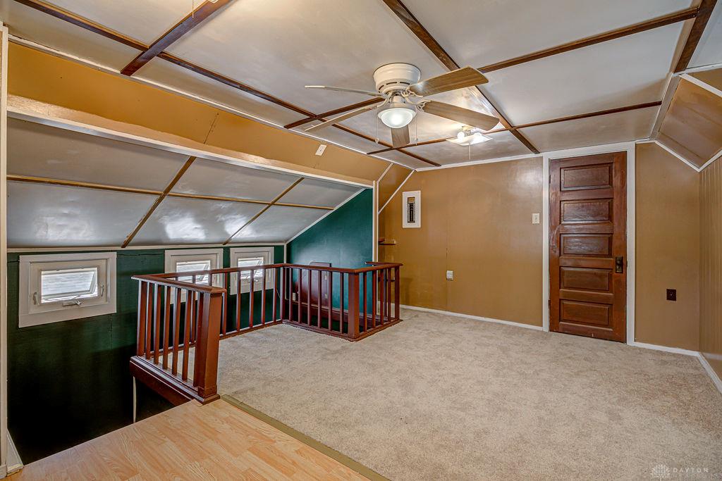 211 Deem Property Photo 31