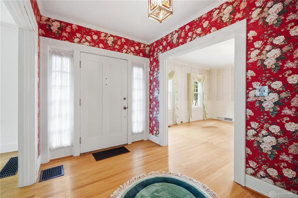1824 Crescent Property Photo 6