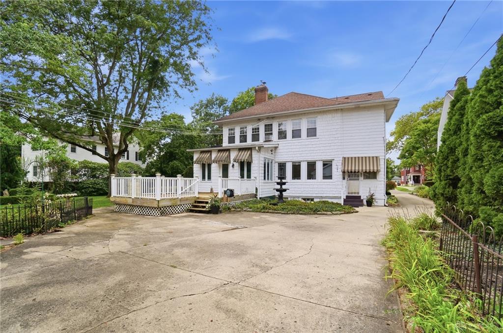 1824 Crescent Property Photo 77
