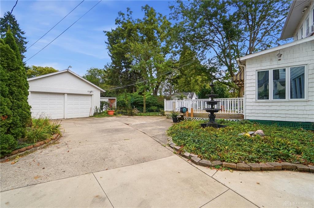 1824 Crescent Property Photo 86