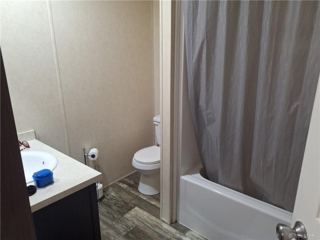 5065 Silverdome Property Photo 5
