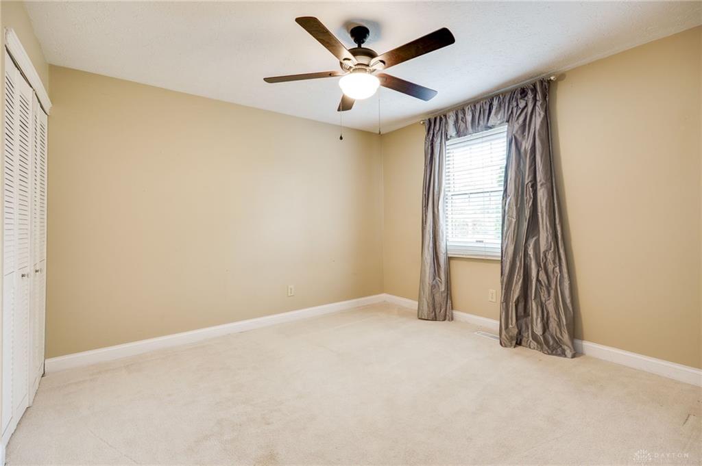 811 W Spring Valley Property Photo 27