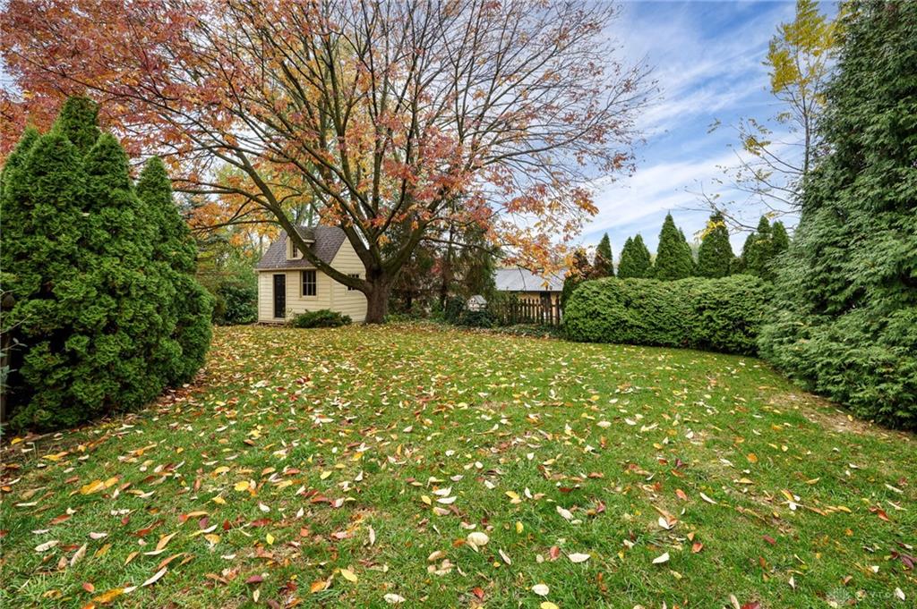 811 W Spring Valley Property Photo 40
