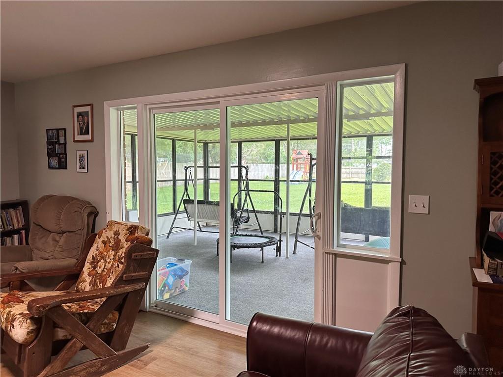 1069 Whitestone Property Photo 7