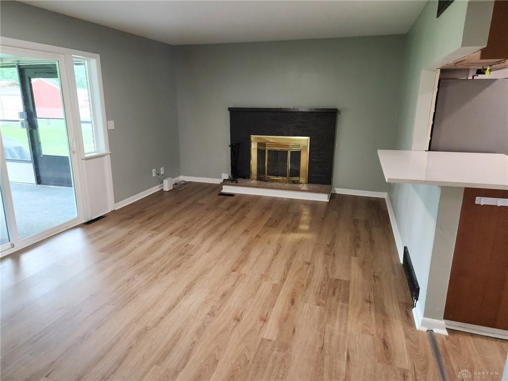 1069 Whitestone Property Photo 7