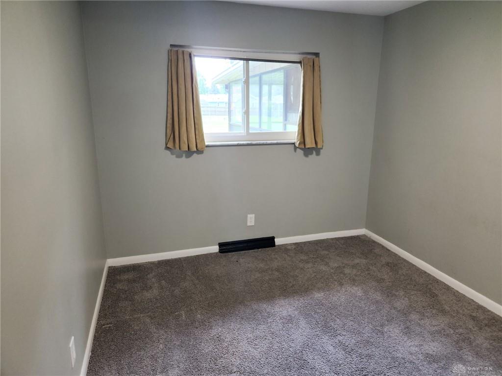 1069 Whitestone Property Photo 12