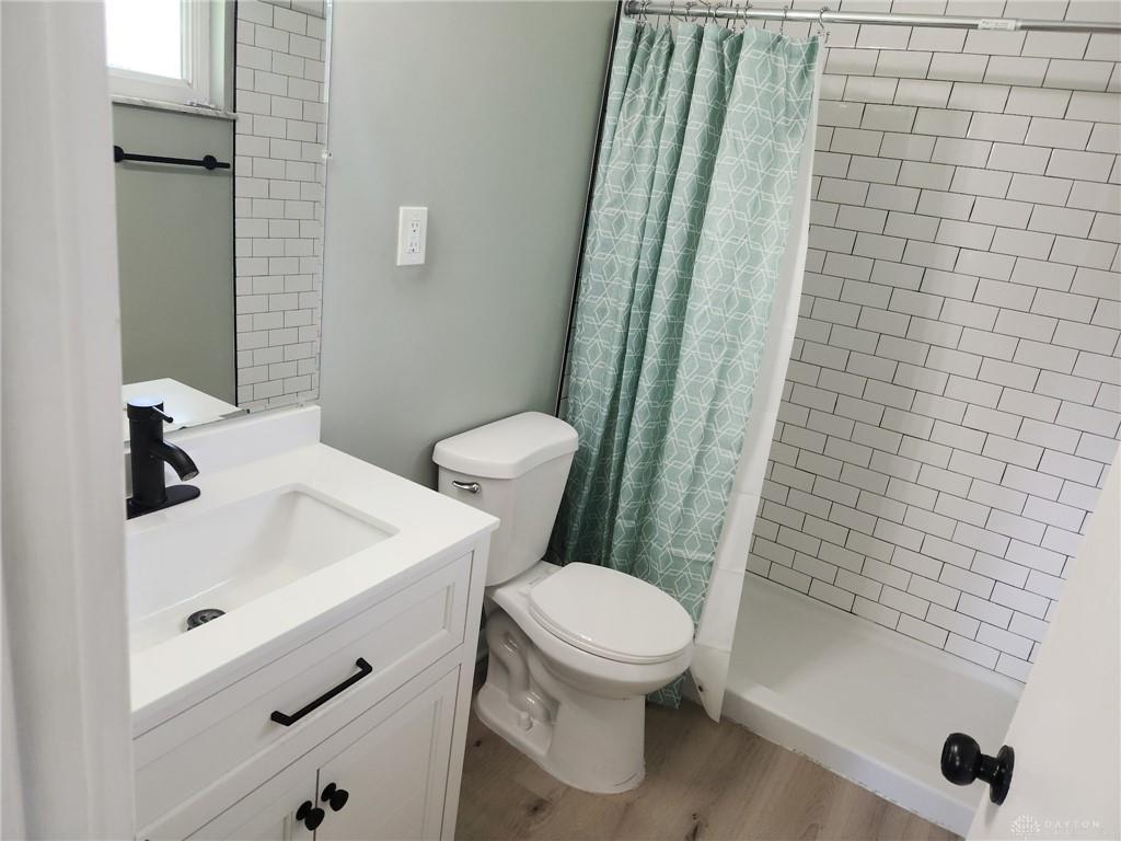 1069 Whitestone Property Photo 17