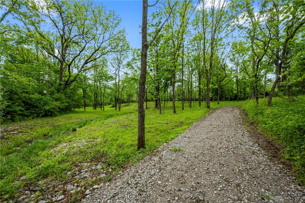 5653 Chenoweth Property Photo 6