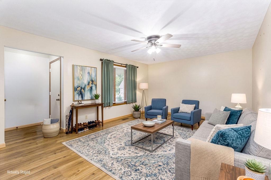 1143 Derby Property Photo 3