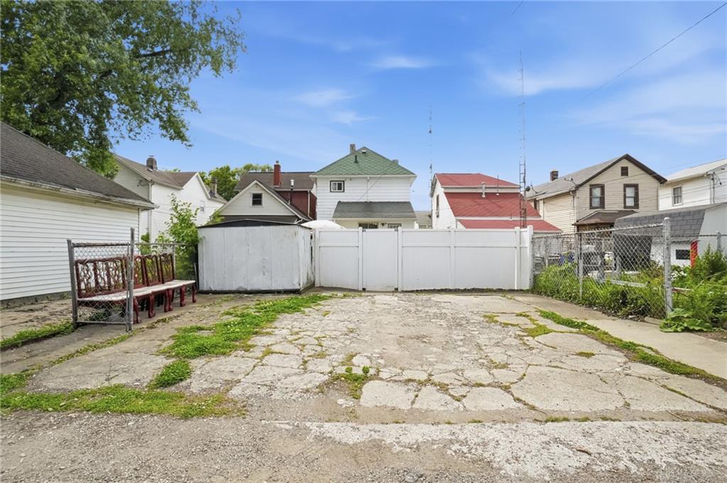 260 Alton Property Photo 45