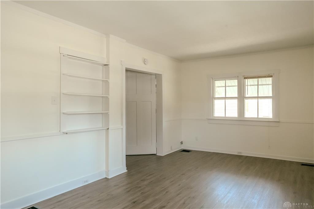 1014 Race Property Photo 3