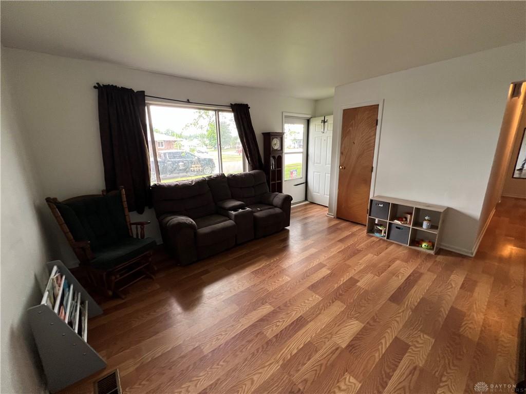 304 Sunset Property Photo 3