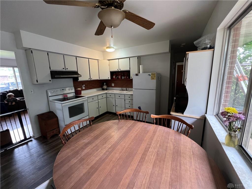 304 Sunset Property Photo 13