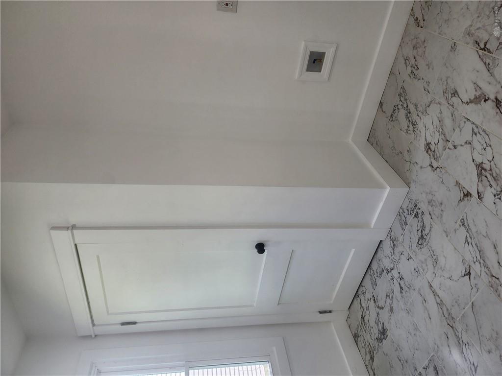 313 Leland Property Photo 5