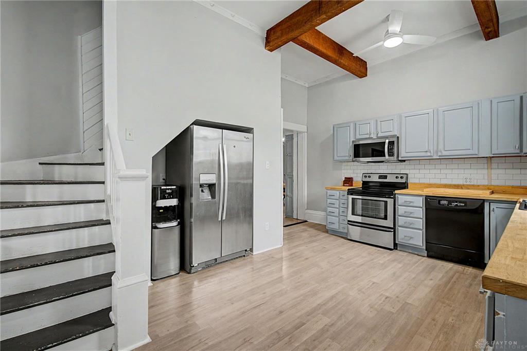 402 Broadway Property Photo 10