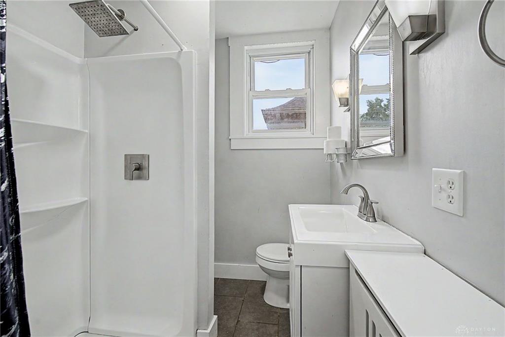 402 Broadway Property Photo 15