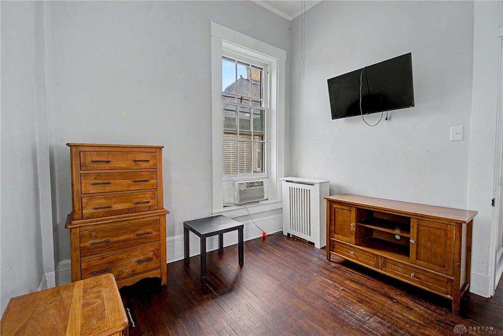 402 Broadway Property Photo 23
