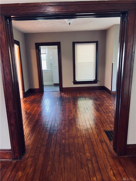 811 Bellaire Property Photo 4