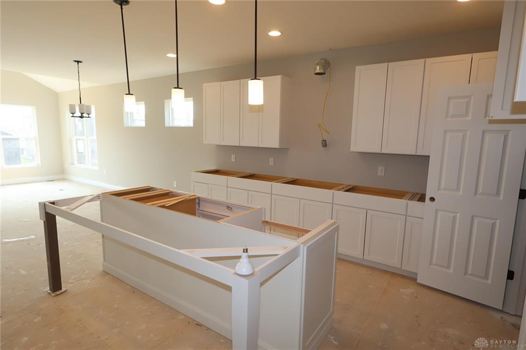 652 Goldfinch Property Photo 17