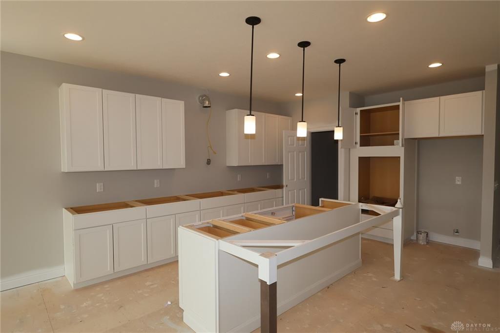652 Goldfinch Property Photo 18