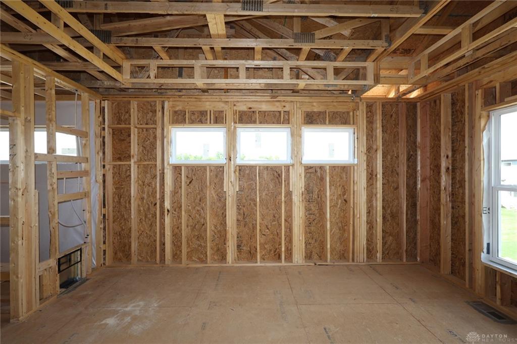 652 Goldfinch Property Photo 30