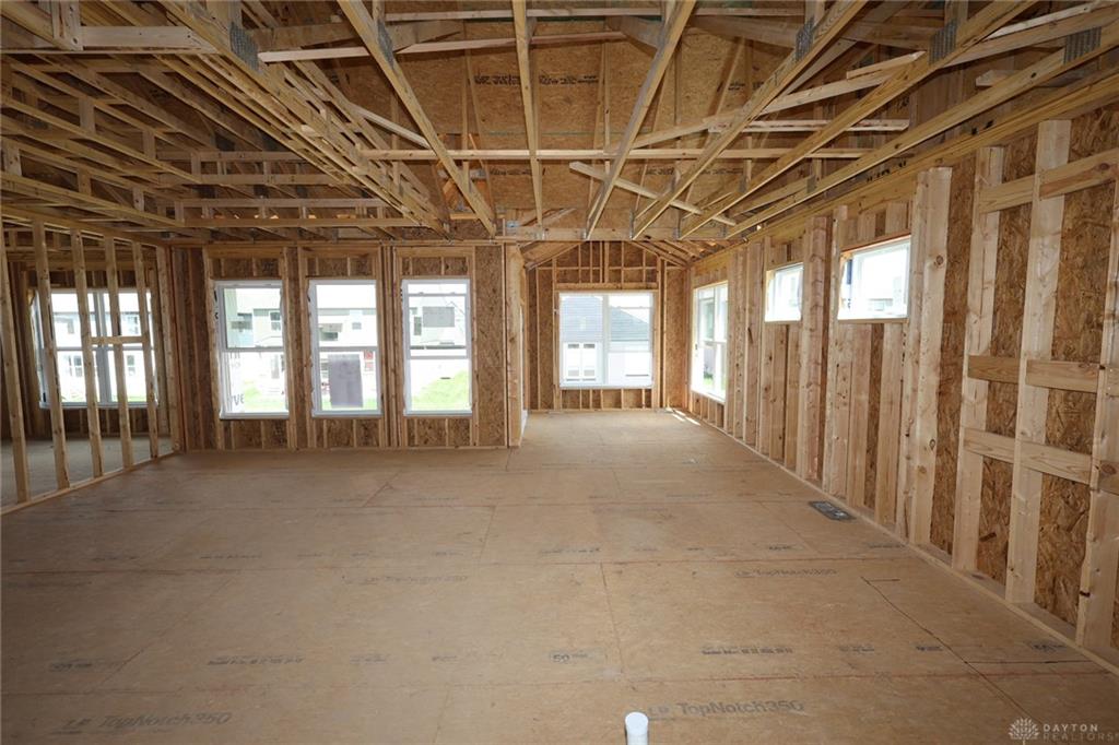 652 Goldfinch Property Photo 31