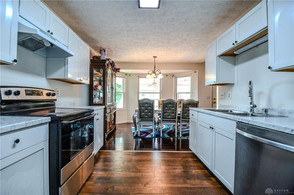 1584 Farrington Property Photo 11