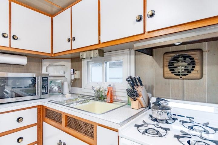 6 Fun Property Photo 11
