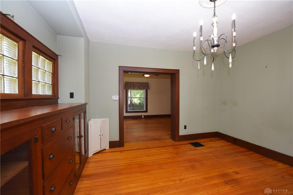705 E Cassilly Property Photo 12