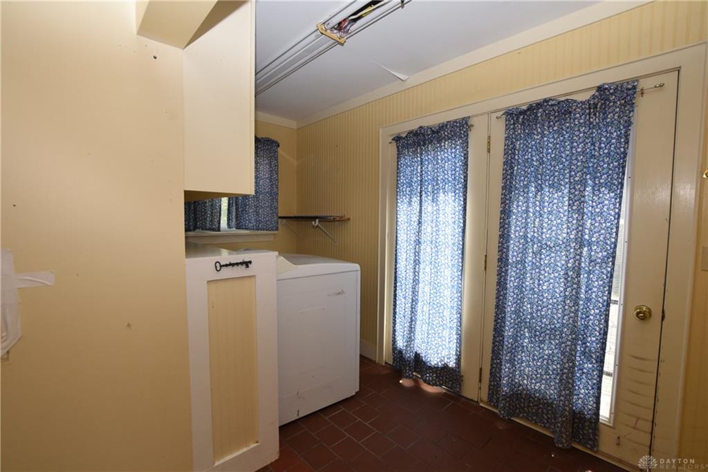 705 E Cassilly Property Photo 18