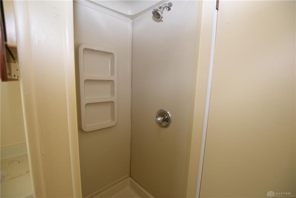705 E Cassilly Property Photo 22