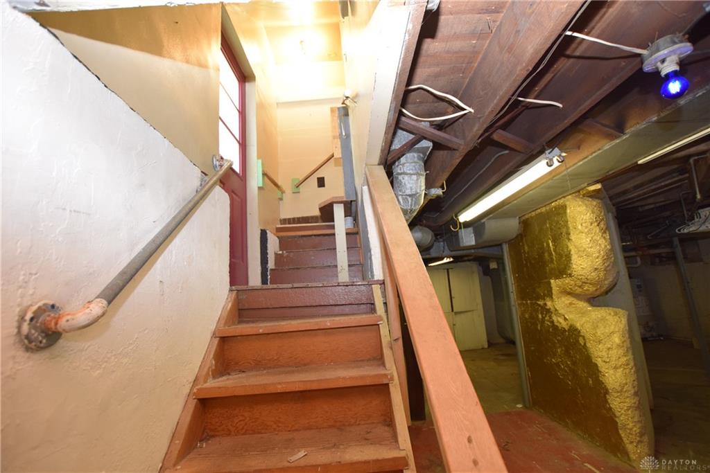 705 E Cassilly Property Photo 39