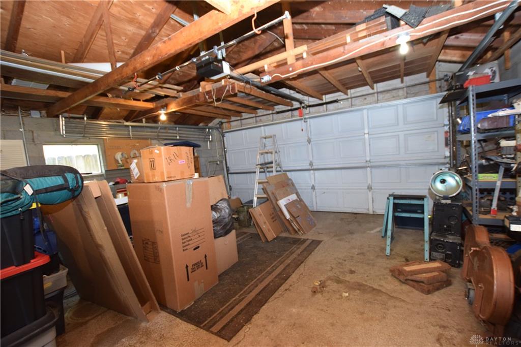 705 E Cassilly Property Photo 41