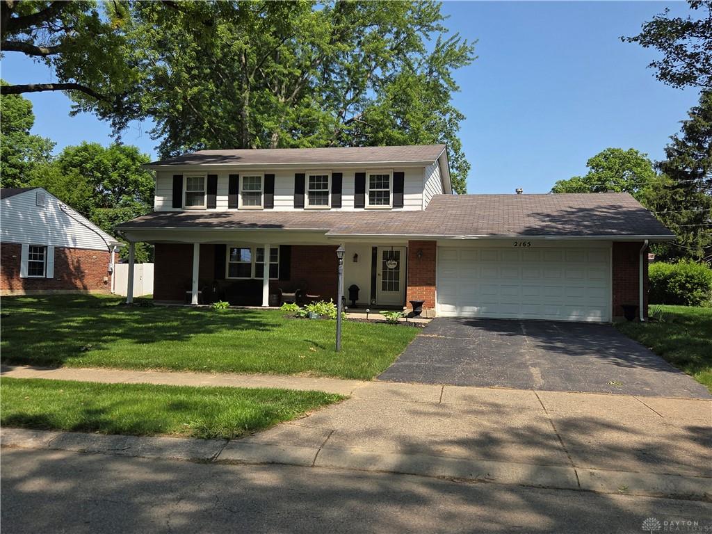2165 E Oak Tree Property Photo 1