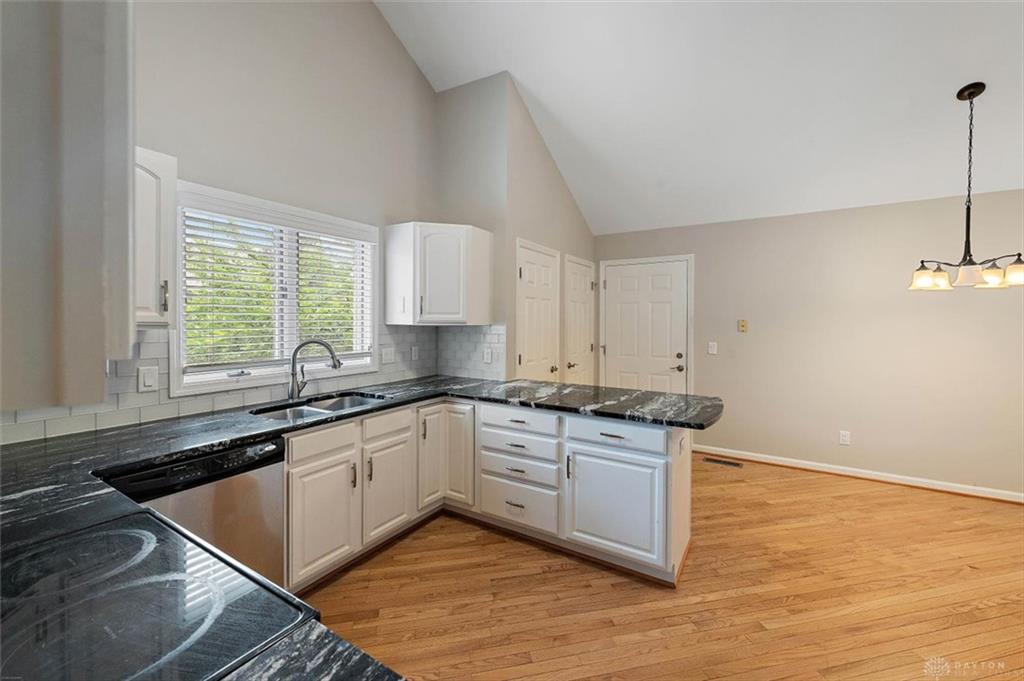5 Waterview Property Photo 10