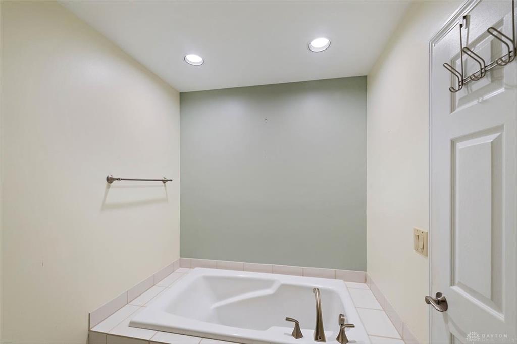 5 Waterview Property Photo 26