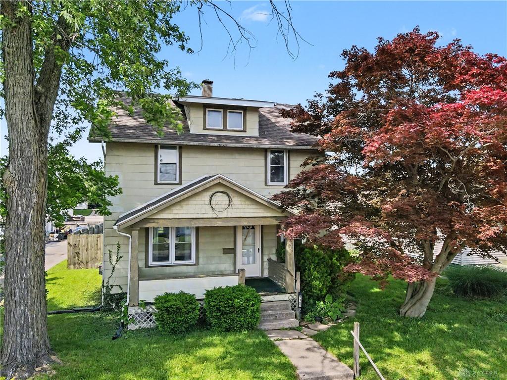 2702 Maplewood Property Photo 4