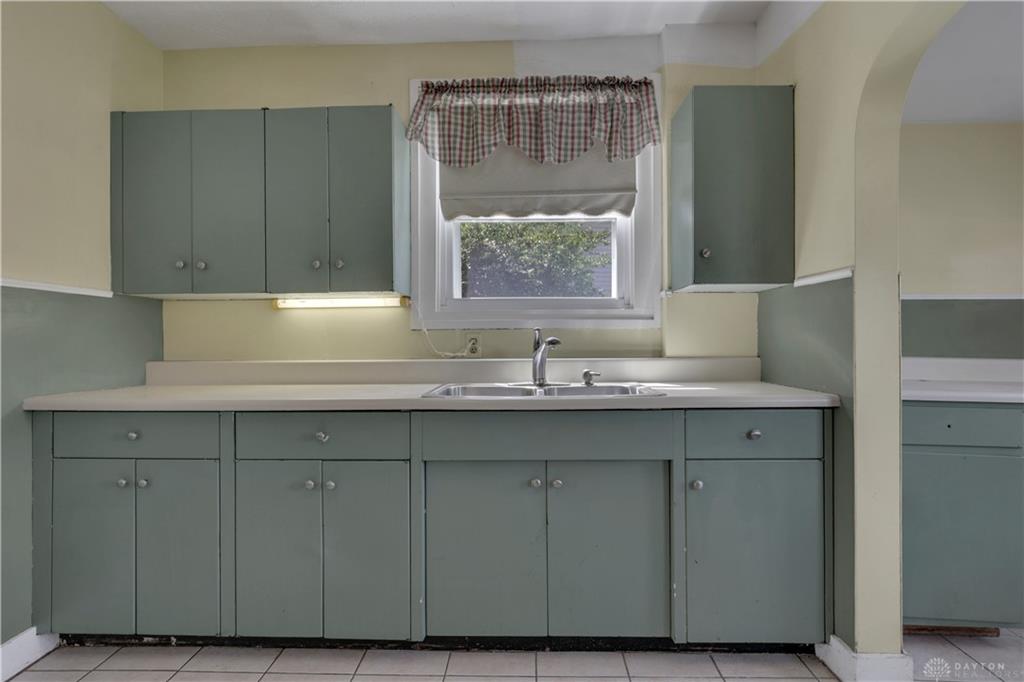2702 Maplewood Property Photo 19