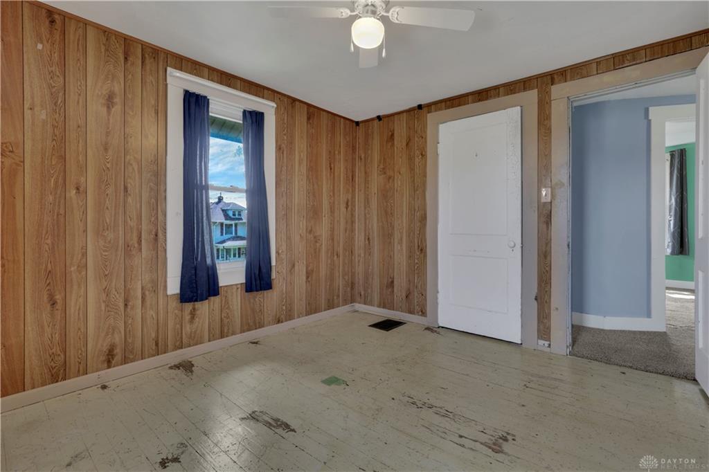 2702 Maplewood Property Photo 28