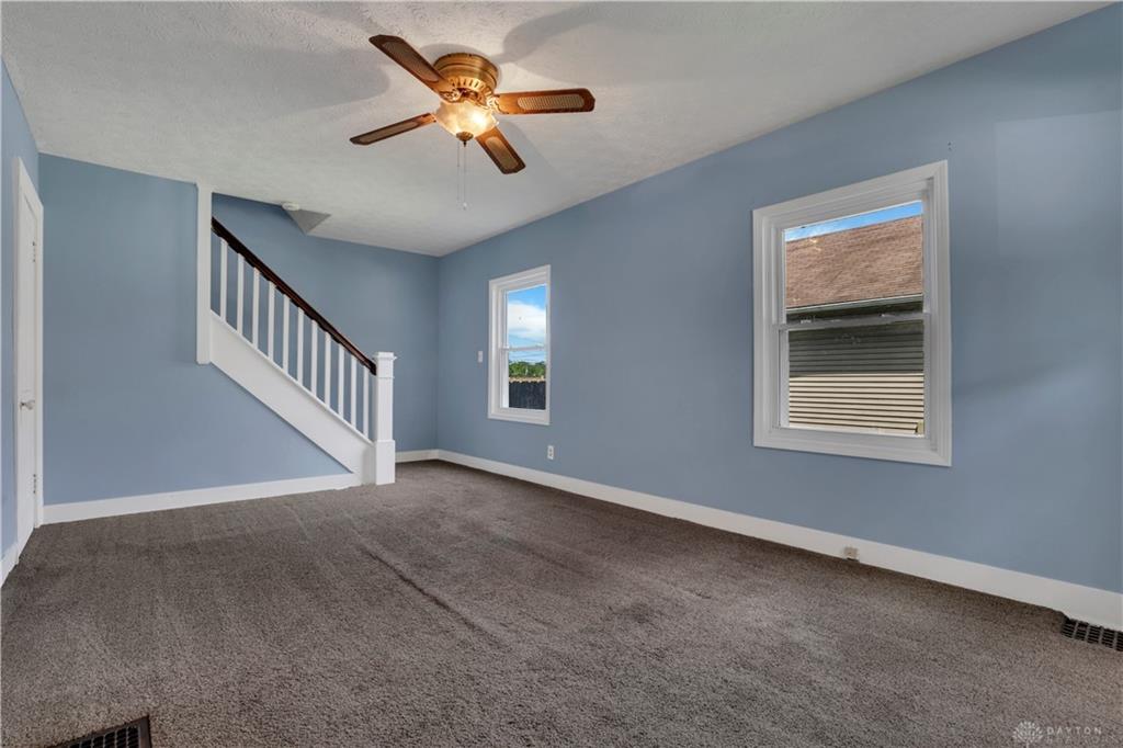 2702 Maplewood Property Photo 30