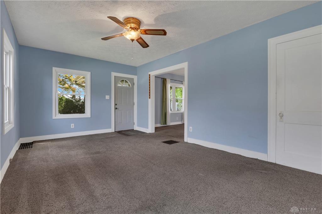2702 Maplewood Property Photo 32