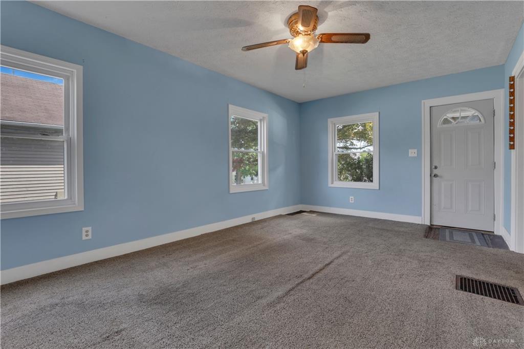 2702 Maplewood Property Photo 33