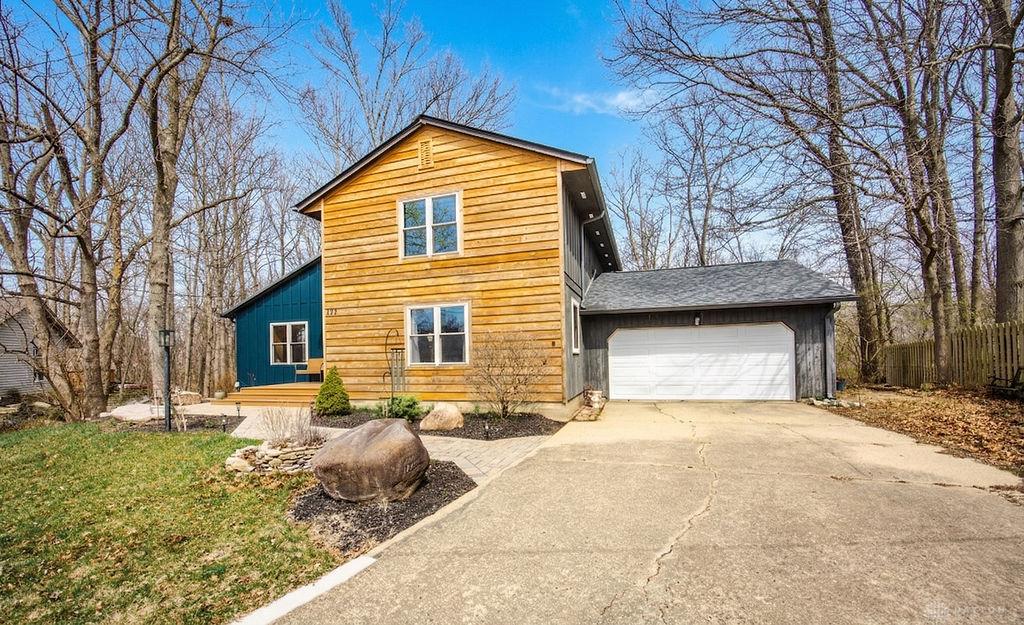 127 Acorn Property Photo 1
